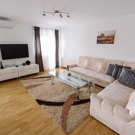 公寓 Apartman Eni 利夫诺